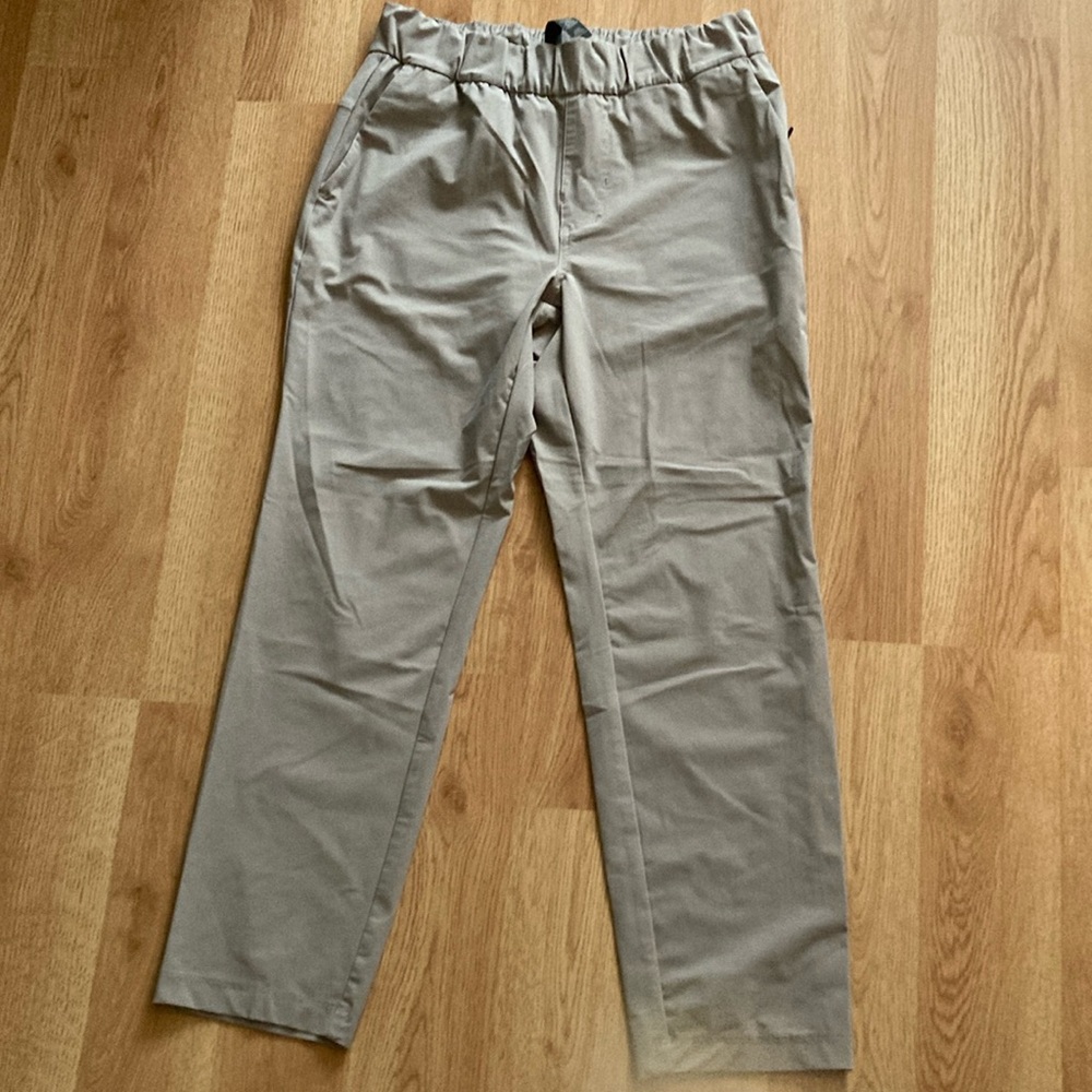 Vuori grey small stretchy pants
